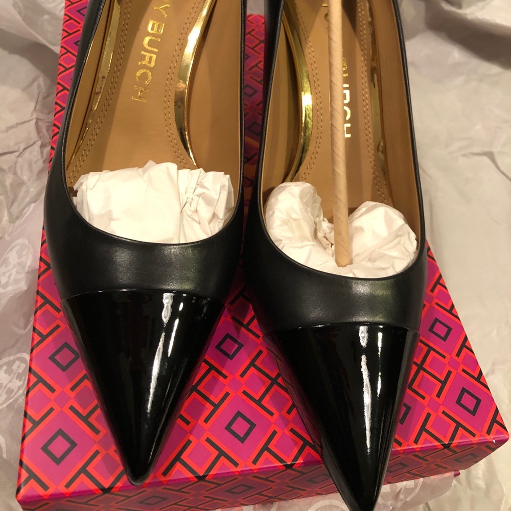 Tory Burch
Women's Penelope 65 Cap-Toe Pumps